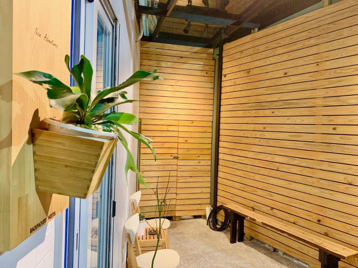 Backpackers' Hostel Taoyuan Airport Extérieur photo